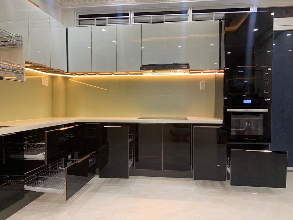 tủ bếp inox chữ L hiện đại