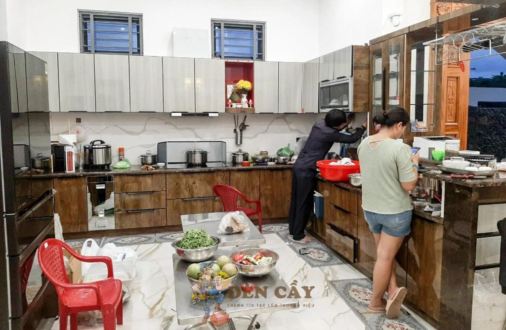 báo giá tủ bếp inox 2025