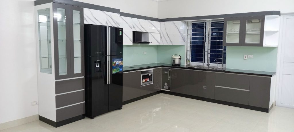 Tủ bếp inox 304 cánh Acrylic bóng gương