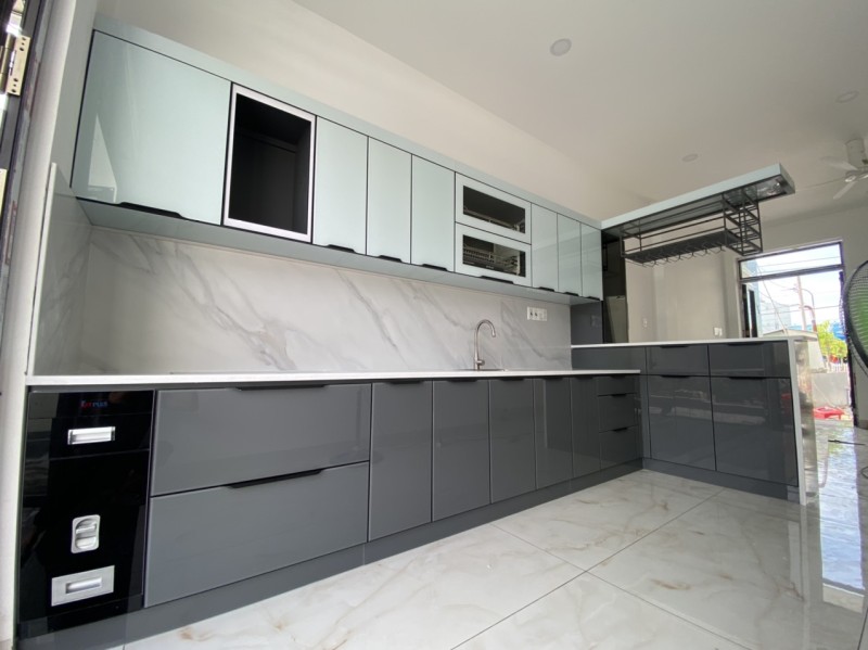 Tủ bếp inox 304 cánh Acrylic bóng gương